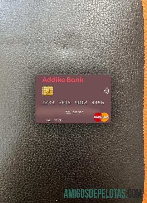 Eslovênia Addiko Bank Mastercard Photolook Front exemplo real